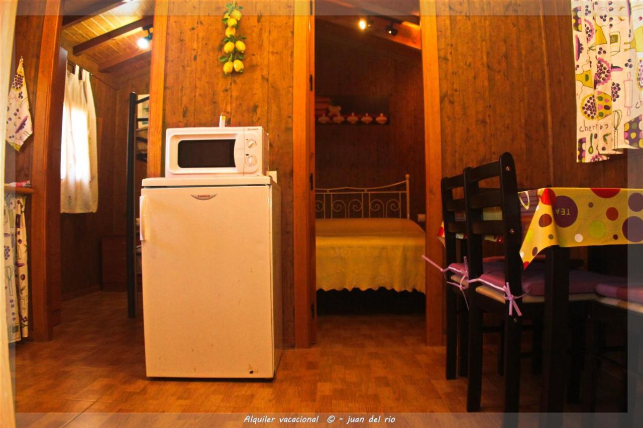 Bungalow Curro Pareja 97 Conil De La Frontera Exterior photo