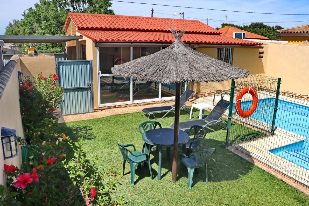 Bungalow Curro Pareja 97 Conil De La Frontera Exterior photo
